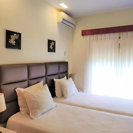 Peninsular Otel *