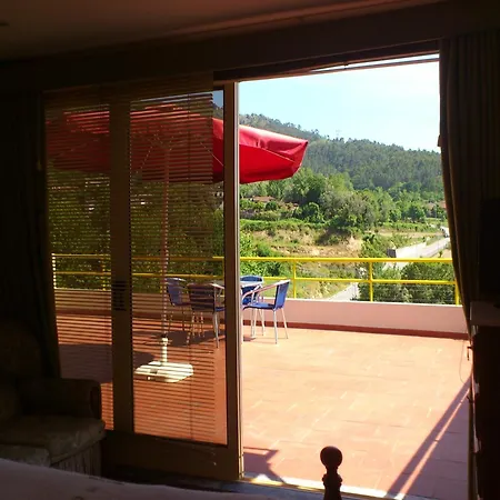 מלון Peninsular *